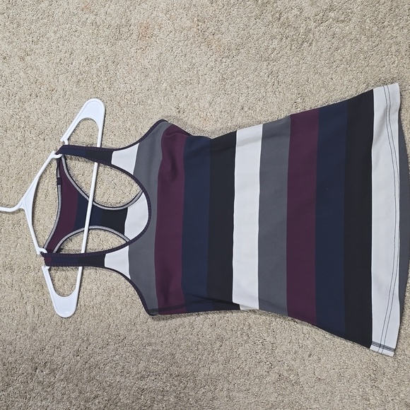 EUC 💎 Lululemon Pow Stripe Angel Wing Cool Racerback  Size 4 - Picture 8 of 9